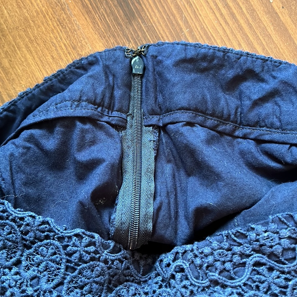 LOFT navy blue riviera short - Picture 7 of 7